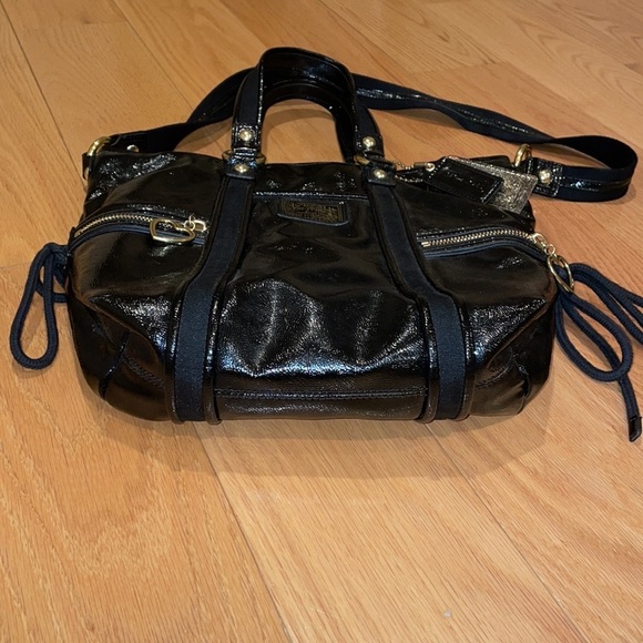 Coach Daisy Liquid Gloss Black Patent Leather Bag - Picture 5 of 10